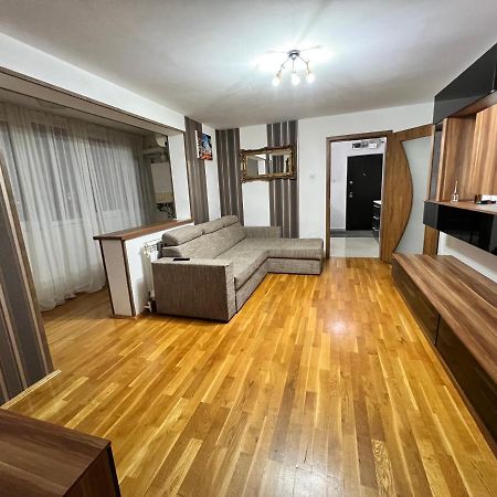 Debo Apartament Lugoj Esterno foto